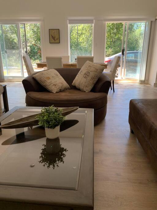 Country Home, Sleeps 6 Pets Friendly Port Alberni Buitenkant foto