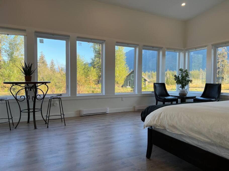 Country Home, Sleeps 6 Pets Friendly Port Alberni Buitenkant foto