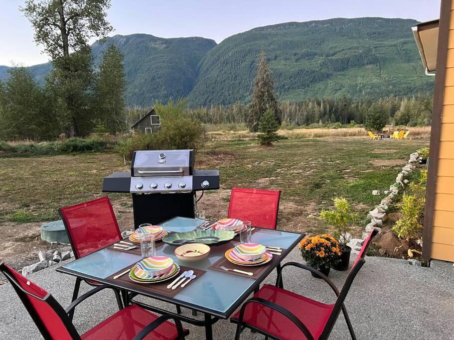 Country Home, Sleeps 6 Pets Friendly Port Alberni Buitenkant foto