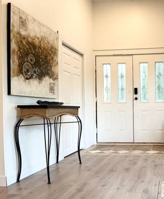 Country Home, Sleeps 6 Pets Friendly Port Alberni Buitenkant foto